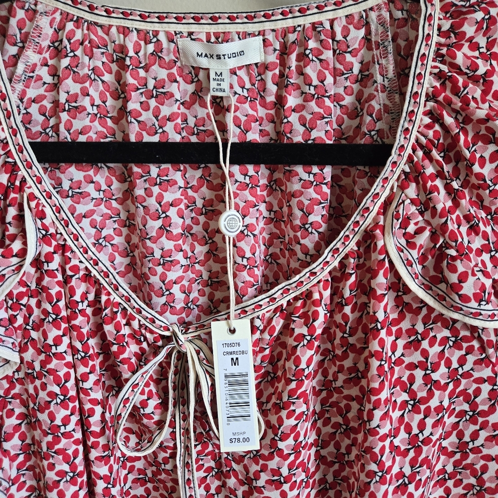 Size M Max Studio - Picture 4 of 6